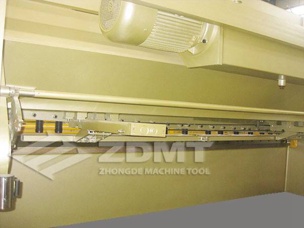 后擋料.jpg 后擋料.jpg